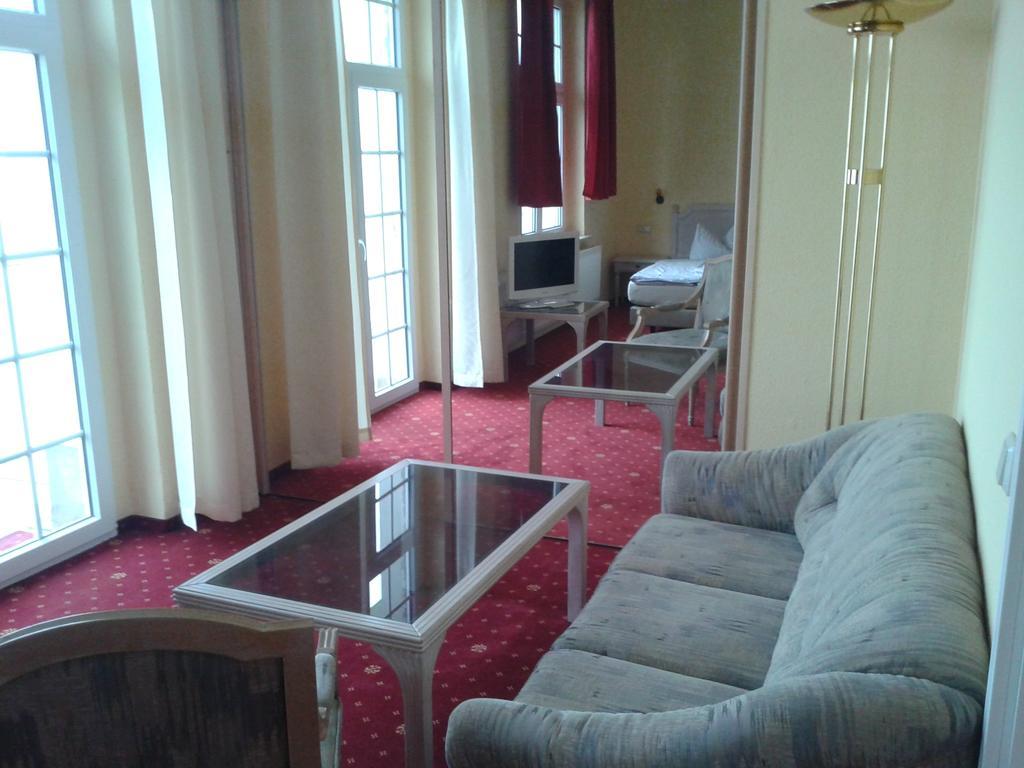 Hotel Stubenberg Gernrode  Chambre photo