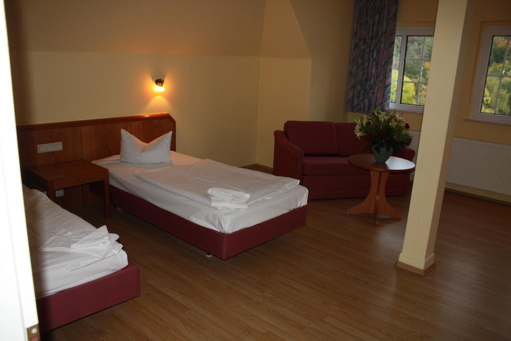 Hotel Stubenberg Gernrode  Chambre photo